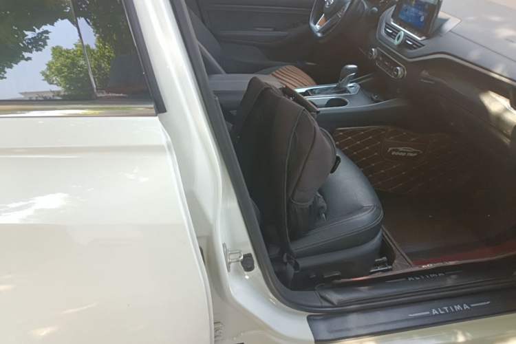 Used Nissan Teana 2020 2.0L XL Comfort Edition Right Front Seat