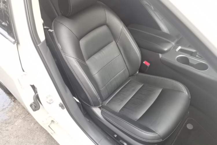 Used Nissan Teana 2020 2.0L XL Comfort Edition Right Front Seat