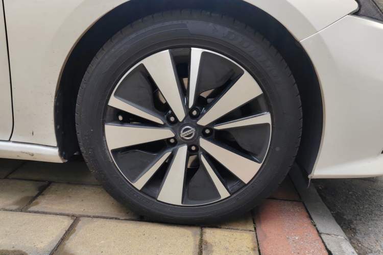 Used Nissan Teana 2020 2.0L XL Upper SmartDrive Version Right Front Wheel Hub