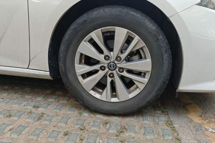 Used Nissan Teana 2020 2.0L XL Comfort Edition Right Front Wheel Hub