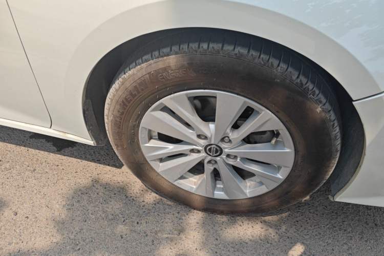 Used Nissan Teana 2020 2.0L XL Comfort Edition Right Front Wheel Hub