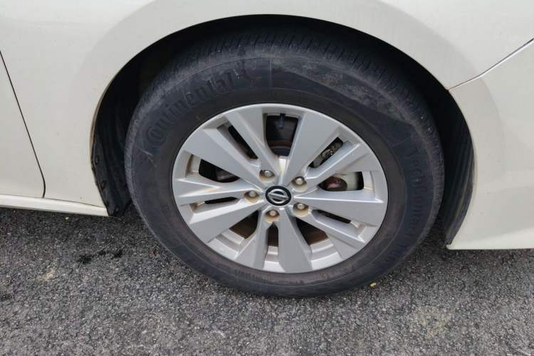 Used Nissan Teana 2020 2.0L XL Comfort Edition Right Front Wheel Hub
