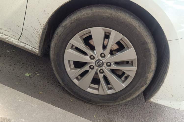 Used Nissan Teana 2020 2.0L XL Comfort Edition Right Front Wheel Hub