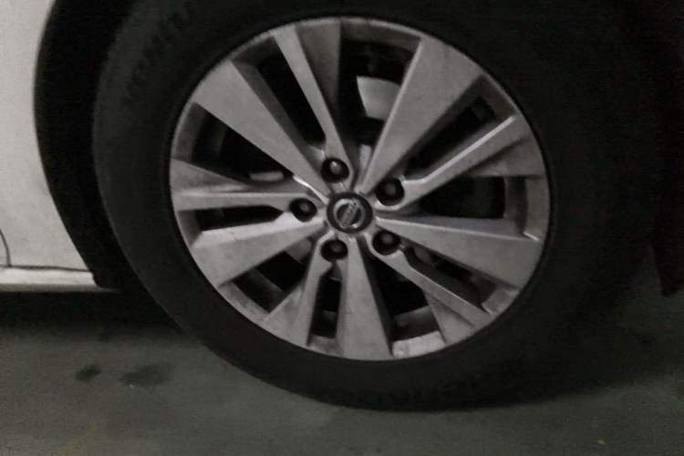 Used Nissan Teana 2020 2.0L XL Comfort Edition Right Front Wheel Hub