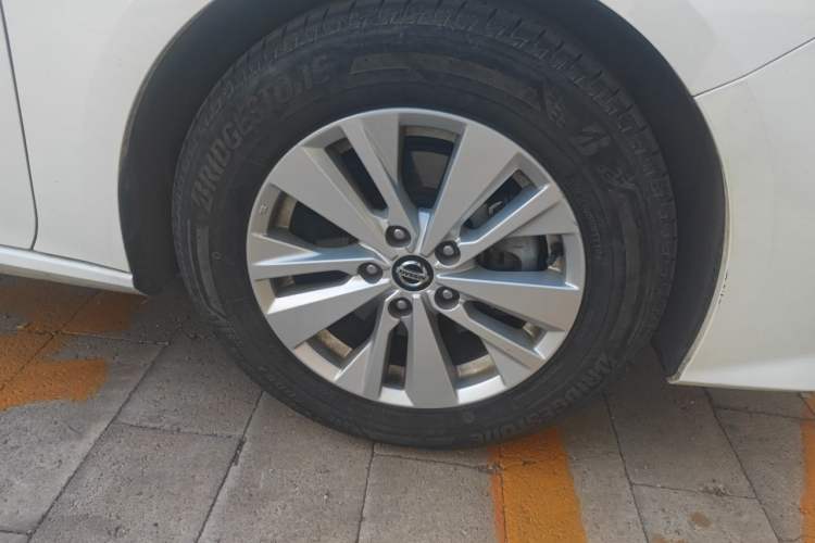 Used Nissan Teana 2020 2.0L XL Comfort Edition Right Front Wheel Hub