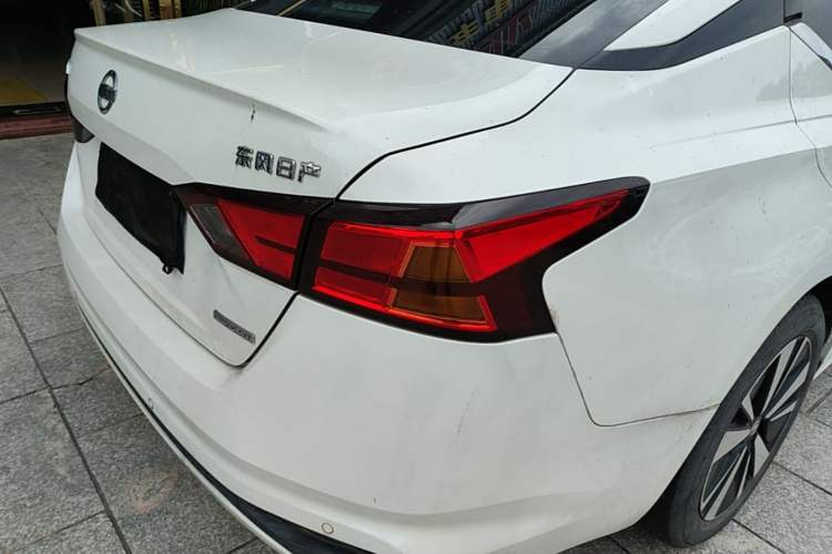 Used Nissan Teana 2020 Revised Version 2.0L XL Upper Smart Drive Edition Right Rear Taillight