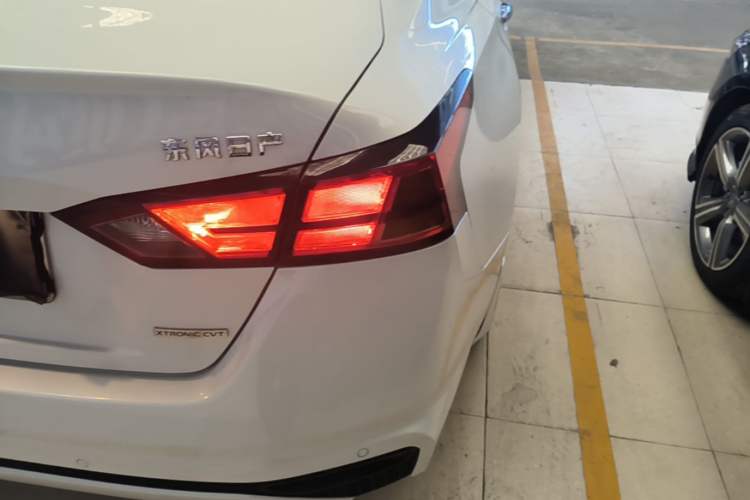 Used Nissan Teana 2020 Revised Version 2.0L XL Comfort Edition Right Rear Taillight