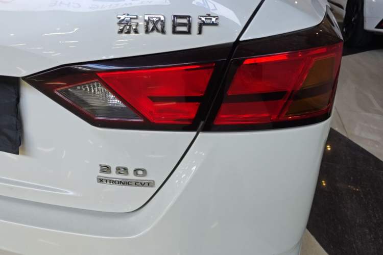 Used Nissan Teana 2020 Revised Version 2.0L XL Comfort Edition Right Rear Taillight