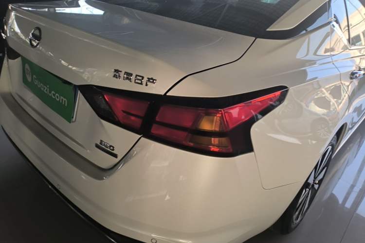 Used Nissan Teana 2020 Revised Version 2.0T XL Upper AD1 Smart Navigation Edition Right Rear Taillight