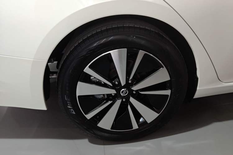 Used Nissan Teana 2020 2.0L XL Upper SmartDrive Version Right Rear Wheel Hub