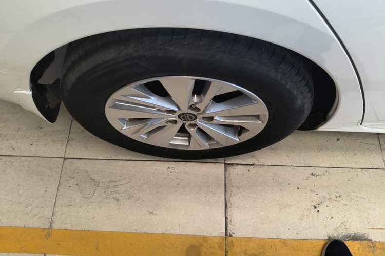 Used Nissan Teana 2020 Revised Version 2.0L XL Comfort Edition Right Rear Wheel Hub