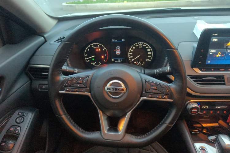 Used Nissan Teana 2020 2.0L XL Comfort Edition Steering Wheel