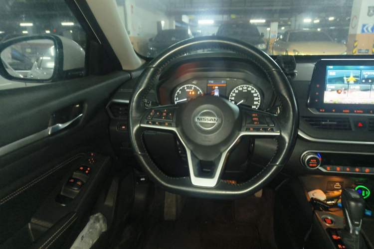 Used Nissan Teana 2020 2.0L XL Comfort Edition Steering Wheel