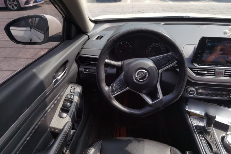 Used Nissan Teana 2020 2.0L XL Comfort Edition Steering Wheel