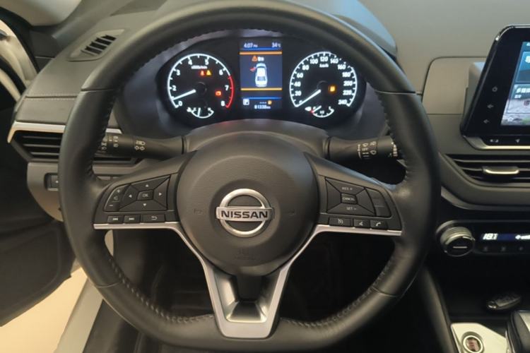 Used Nissan Teana 2020 Revised Version 2.0L XL Comfort Edition Steering Wheel