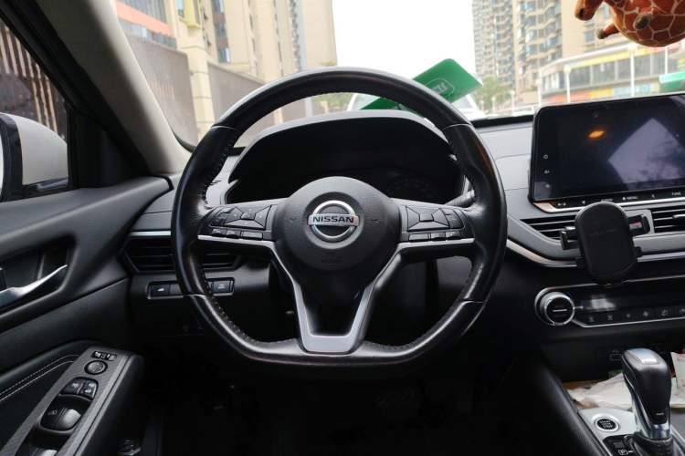 Used Nissan Teana 2020 2.0L XL Comfort Edition Steering Wheel