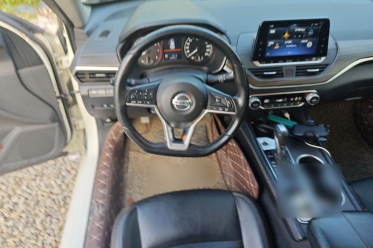 Used Nissan Teana 2020 2.0L XL Comfort Edition Steering Wheel