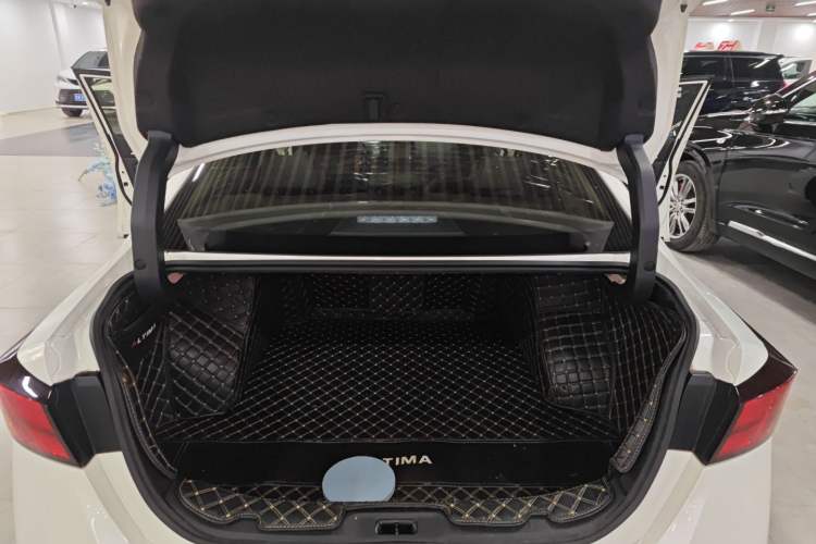Used Nissan Teana 2020 2.0L XL Upper SmartDrive Version Trunk