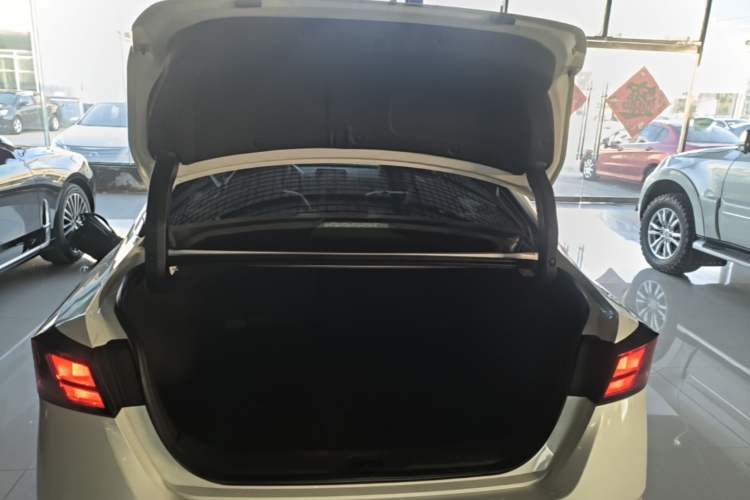 Used Nissan Teana 2020 Revised Version 2.0T XL Upper AD1 Smart Navigation Edition Trunk