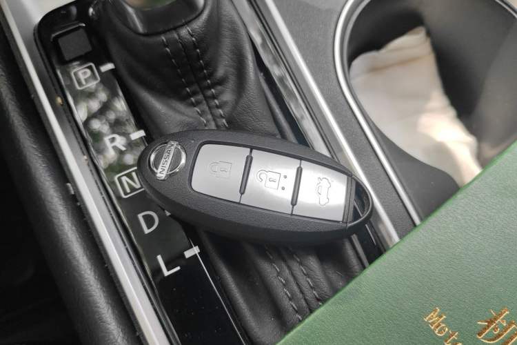 Used Nissan Teana 2020 Revised Version 2.0L XL Upper Smart Drive Edition Vehicle Key