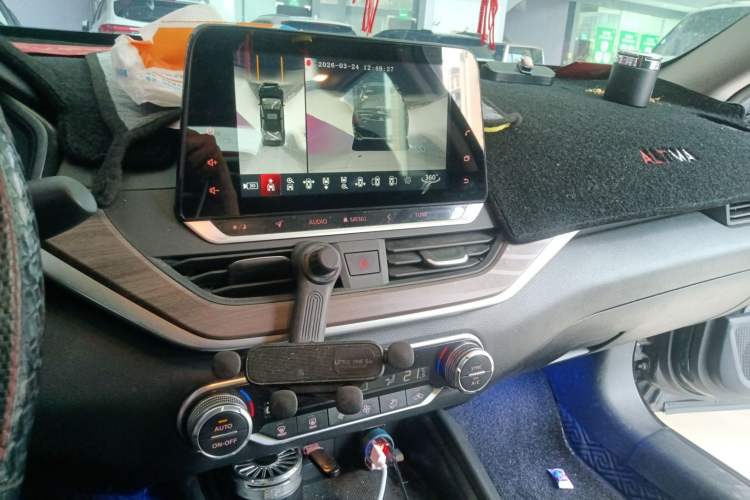 Used Nissan Teana 2021 2.0L XL Comfort Edition Audio And AC Panel