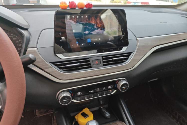 Used Nissan Teana 2021 2.0L XL Comfort Edition Audio And AC Panel