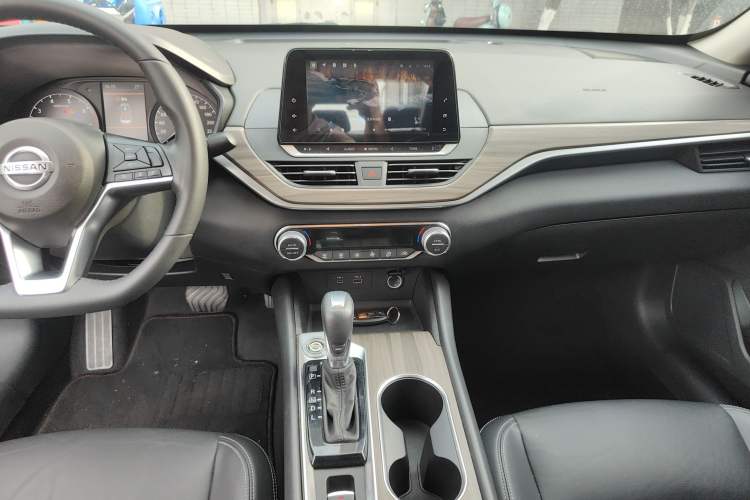 Used Nissan Teana 2021 2.0L XL Comfort Edition Audio And AC Panel