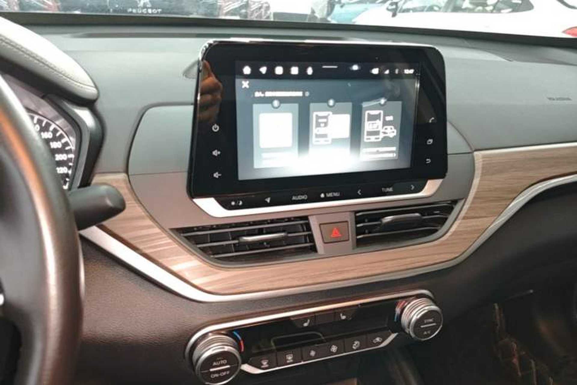Used Nissan Teana 2021 2.0L XL Upper AD1 Smart Drive & Navigation Edition Audio And AC Panel