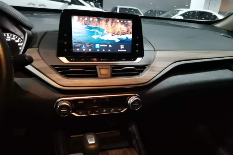 Used Nissan Teana 2021 2.0L XL Upper AD1 Smart Drive & Navigation Edition Audio And AC Panel