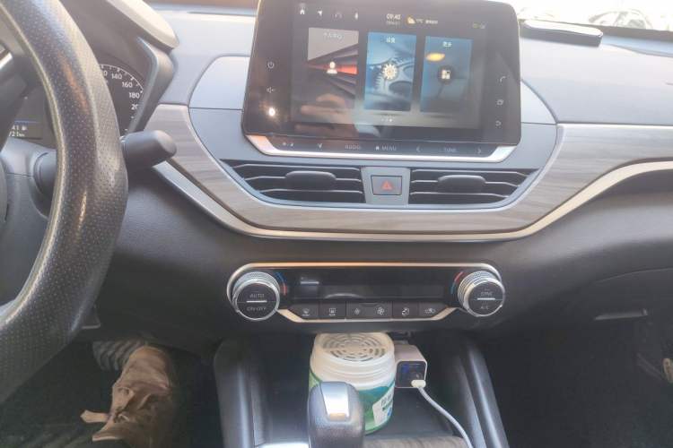 Used Nissan Teana 2021 2.0L XL Comfort Edition Audio And AC Panel