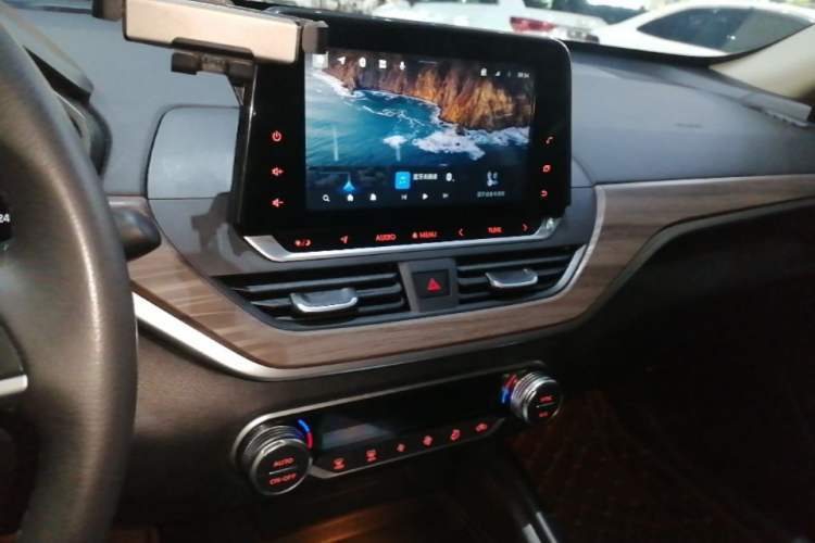 Used Nissan Teana 2021 2.0L XL Comfort Edition Audio And AC Panel