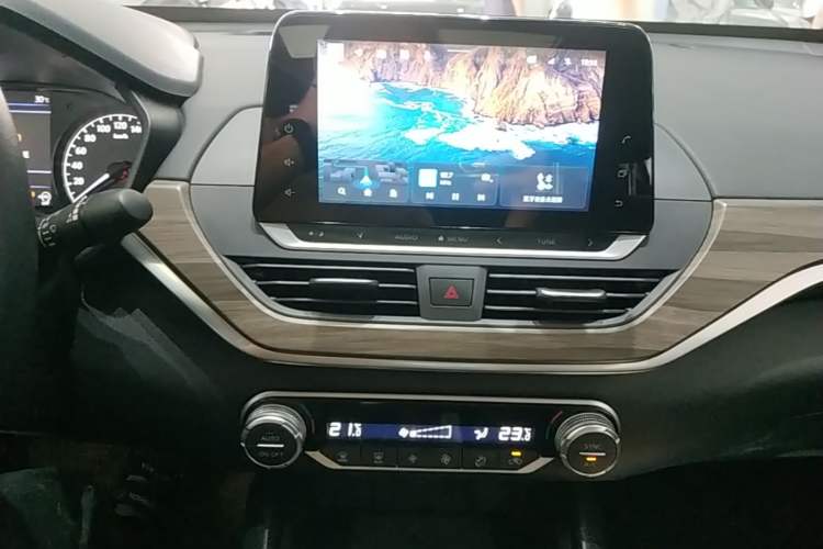 Used Nissan Teana 2021 2.0L XL Comfort Edition Audio And AC Panel