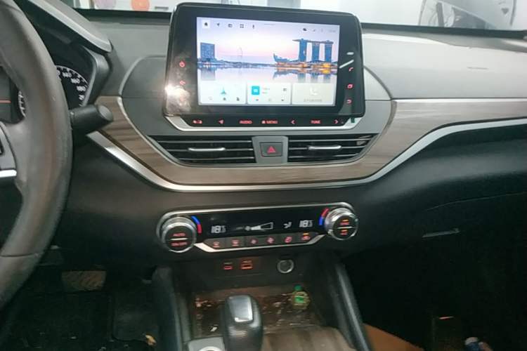 Used Nissan Teana 2021 2.0L XL Comfort Edition Audio And AC Panel