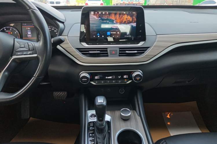 Used Nissan Teana 2021 2.0L XL Comfort Edition Audio And AC Panel