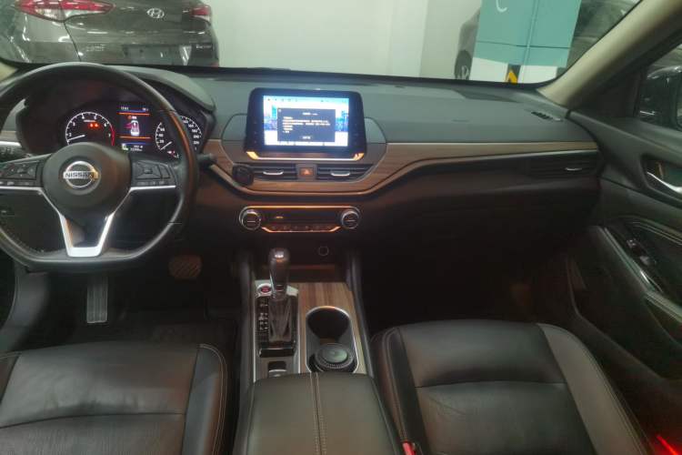 Used Nissan Teana 2021 2.0L XL Comfort Edition Audio And AC Panel