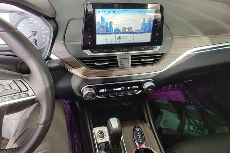 Used Nissan Teana 2021 2.0L XL Comfort Edition Audio And AC Panel