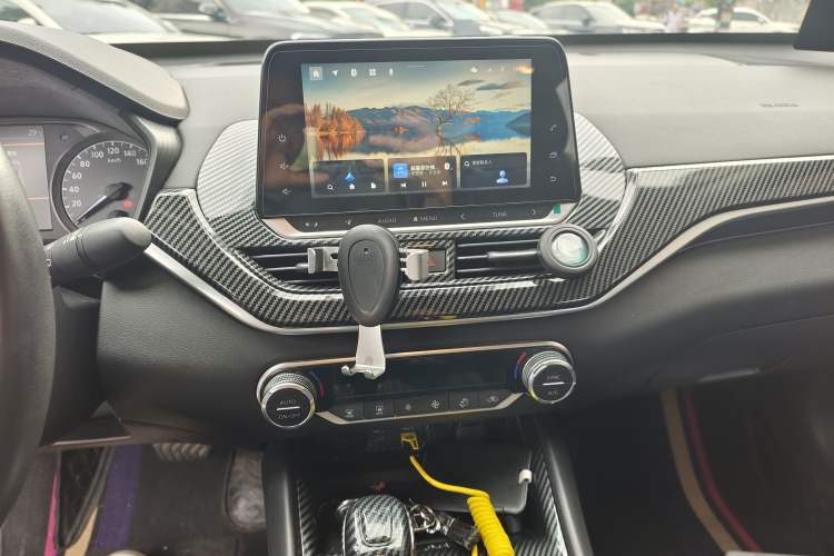 Used Nissan Teana 2021 2.0L XL Comfort Edition Audio And AC Panel