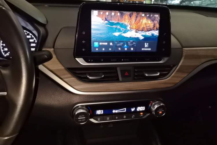 Used Nissan Teana 2021 2.0L XL Comfort Edition Audio And AC Panel