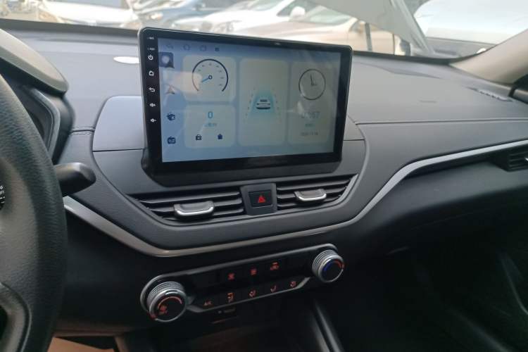 Used Nissan Teana 2021 2.0L XE Exclusive Edition Audio And AC Panel