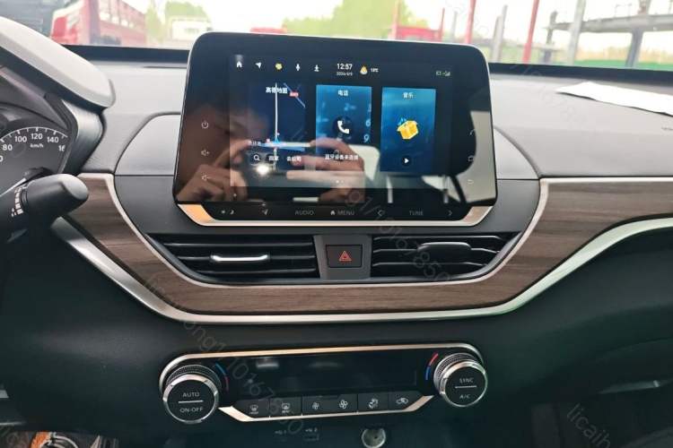 Used Nissan Teana 2021 2.0L XL Comfort Edition Audio And AC Panel