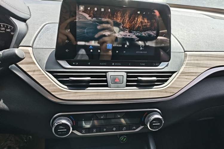 Used Nissan Teana 2021 2.0L XL Upper AD1 Smart Drive & Navigation Edition Audio And AC Panel