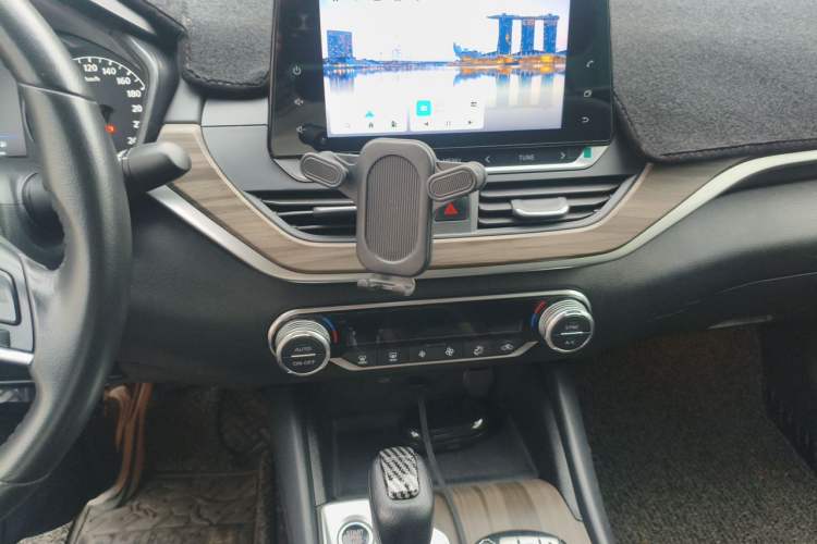 Used Nissan Teana 2021 2.0L XL Comfort Edition Audio And AC Panel