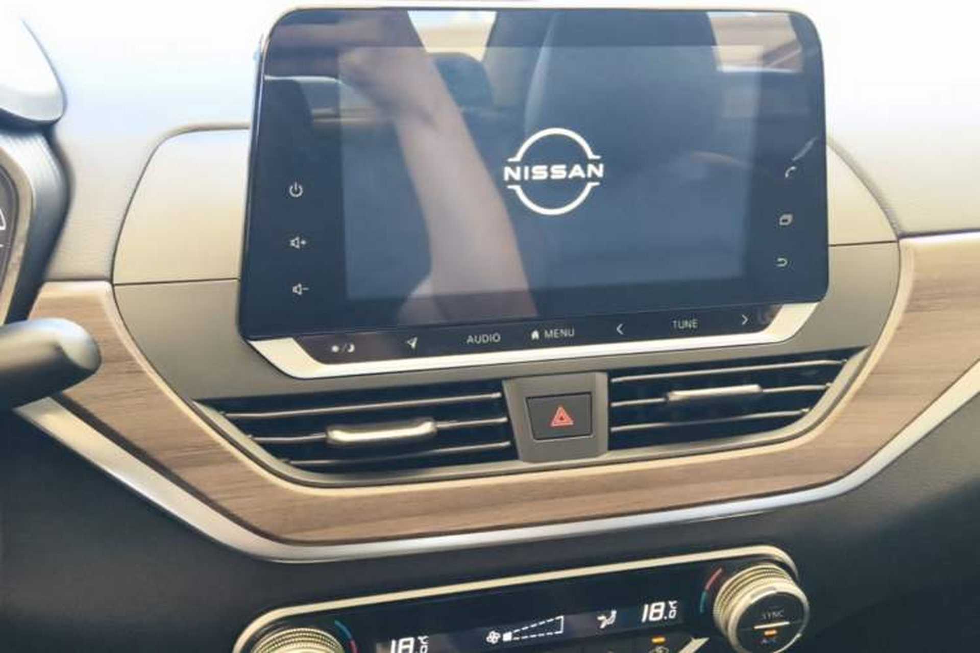 Used Nissan Teana 2021 2.0L XL Comfort Edition Audio And AC Panel