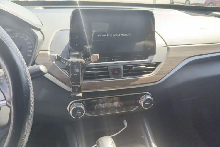 Used Nissan Teana 2021 2.0L XL Comfort Edition Audio And AC Panel