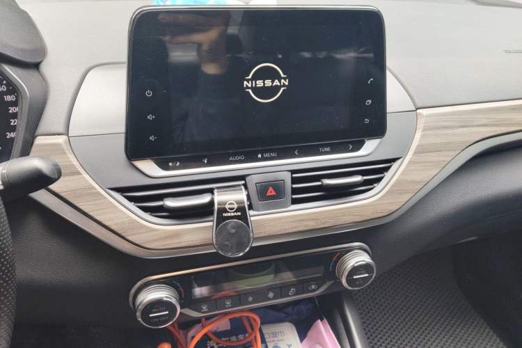 Used Nissan Teana 2021 2.0L XL Comfort Edition Audio And AC Panel