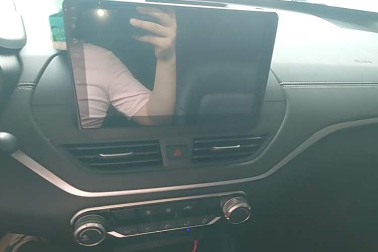 Used Nissan Teana 2021 2.0L XE Fashion Edition Audio And AC Panel