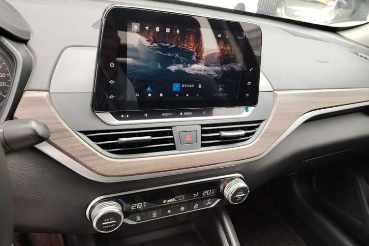 Used Nissan Teana 2021 2.0L XL Comfort Edition Audio And AC Panel