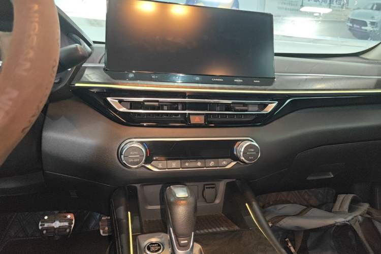 Used Nissan Teana 2021 2.0L XL Comfort Edition Audio And AC Panel