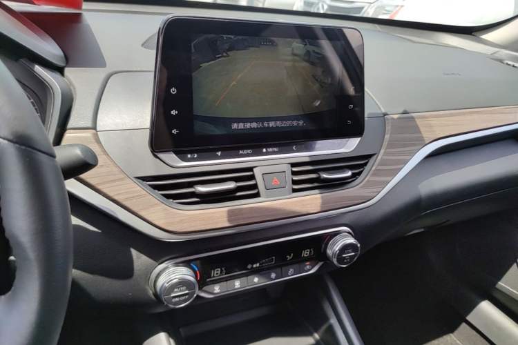 Used Nissan Teana 2021 2.0L XL Comfort Edition Audio And AC Panel