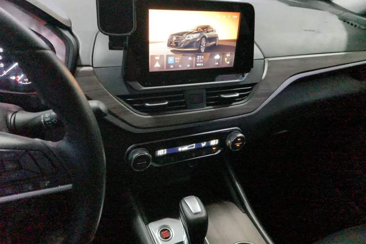 Used Nissan Teana 2021 2.0L XL Comfort Edition Audio And AC Panel